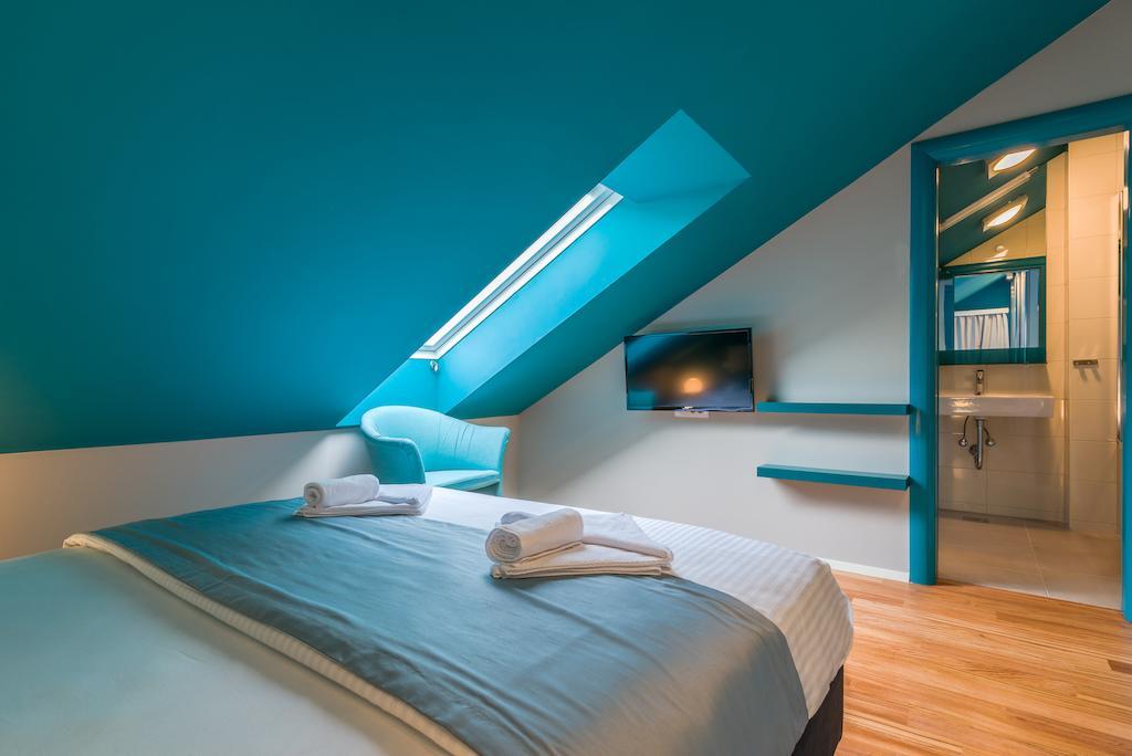 Apartments Villa Azzurra Bol Habitación foto