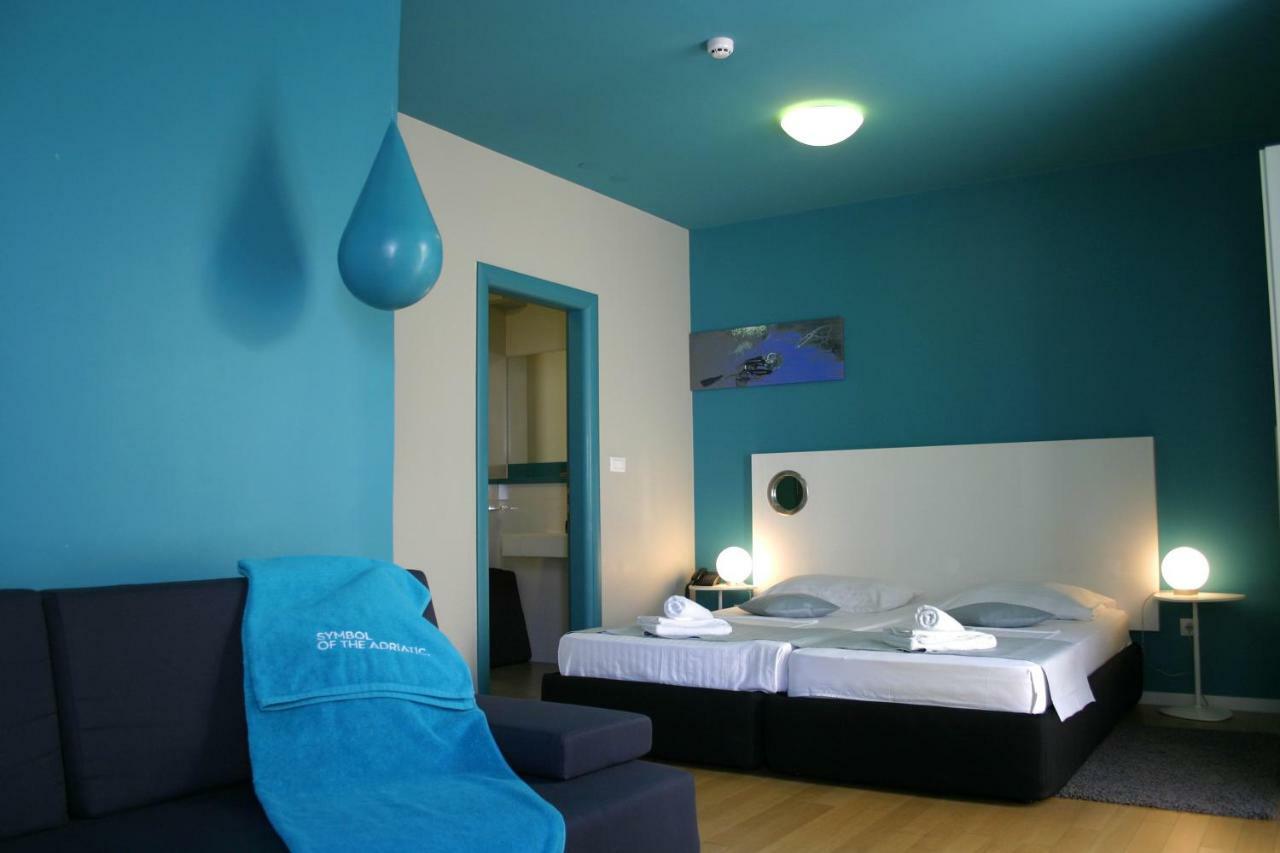 Apartments Villa Azzurra Bol Habitación foto
